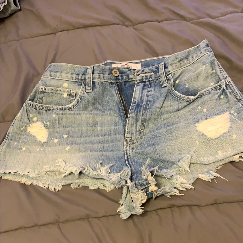 Distressed jean shorts size 5
